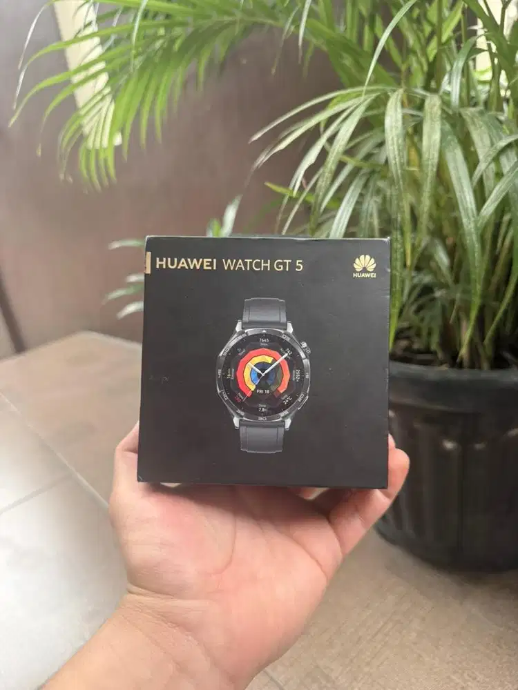 Huawei watch gt 5 like new!!