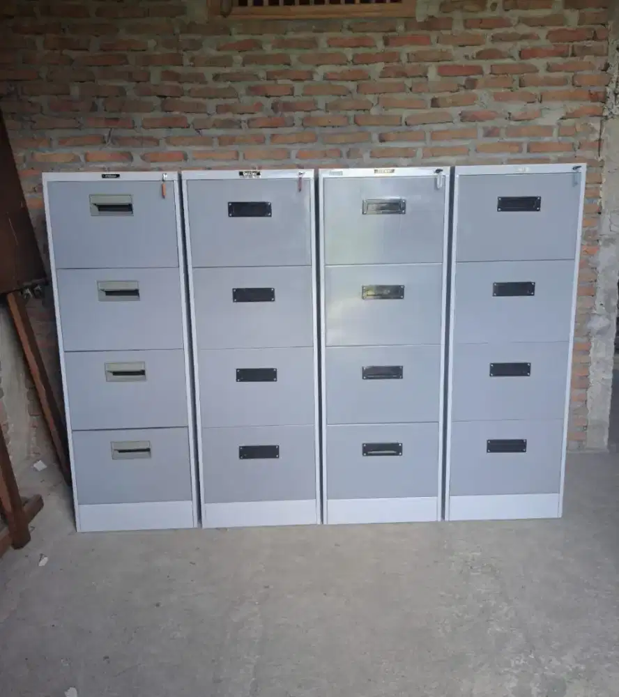 Filing kabinet merek btother B104