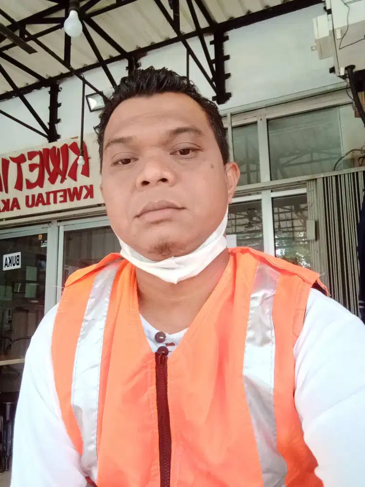 Tukang renovasi rumah dll