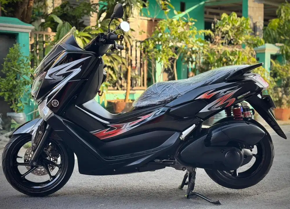 NMAX 155 VVA Black Modish Siap Gass