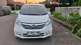 Freed 1.5 S 2015
