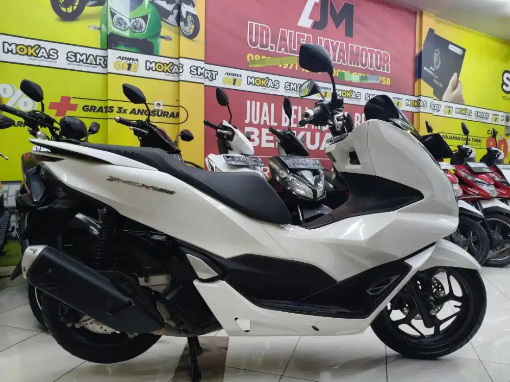 Kredit bisa #honda PCX 160 CBS tahun 2023