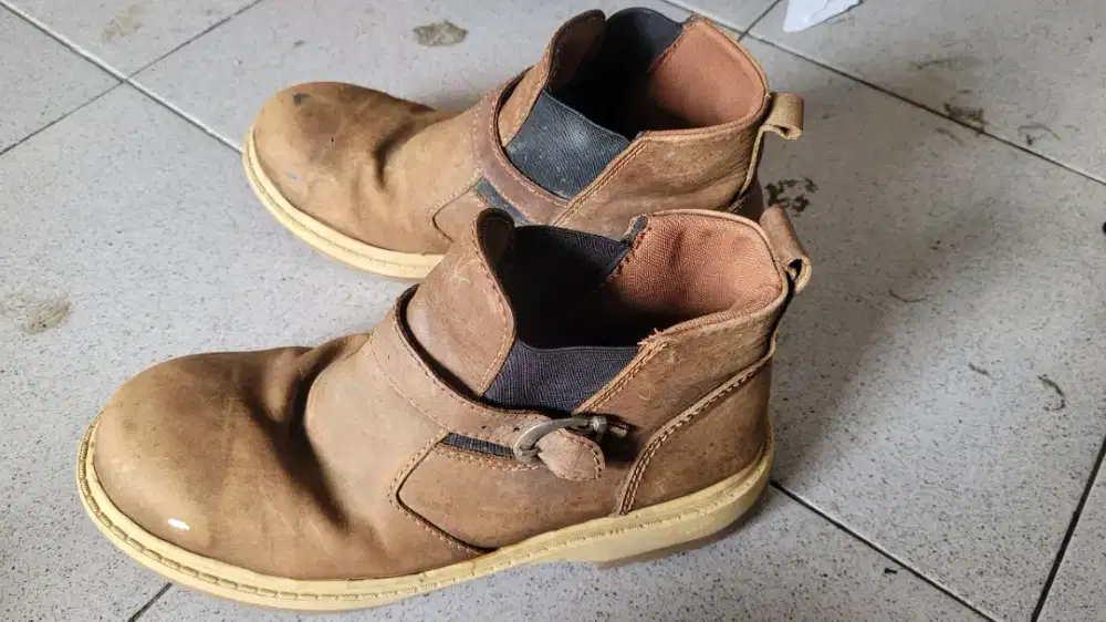 Sepatu Boot Kulit Sapi Asli