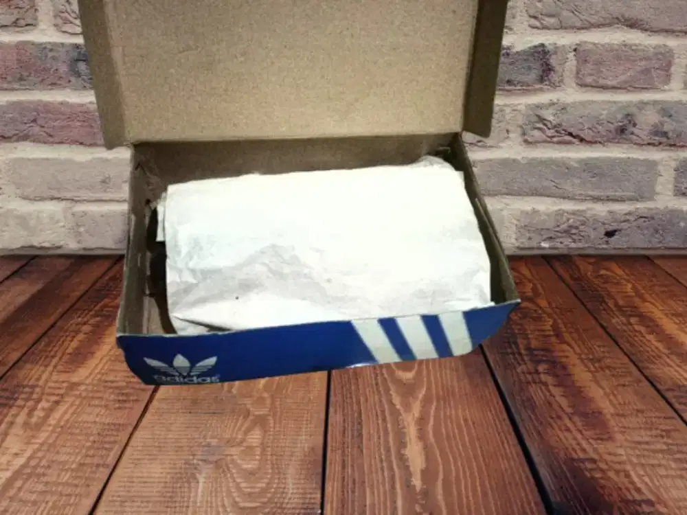 Sepatu adidas Size 42