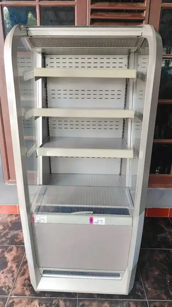 Multideck open chiller Redbulls