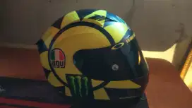 KYT R10 repaint AGV