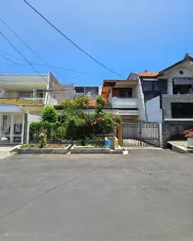 Rumah Kertajaya Indah STRATEGIS, garasi, carport