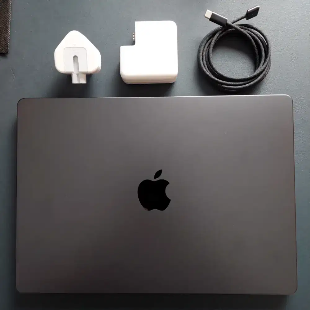 MACBOOK PRO 14INCH 2024 M4 16/512GB SPACE BLACK GARANSI INTER