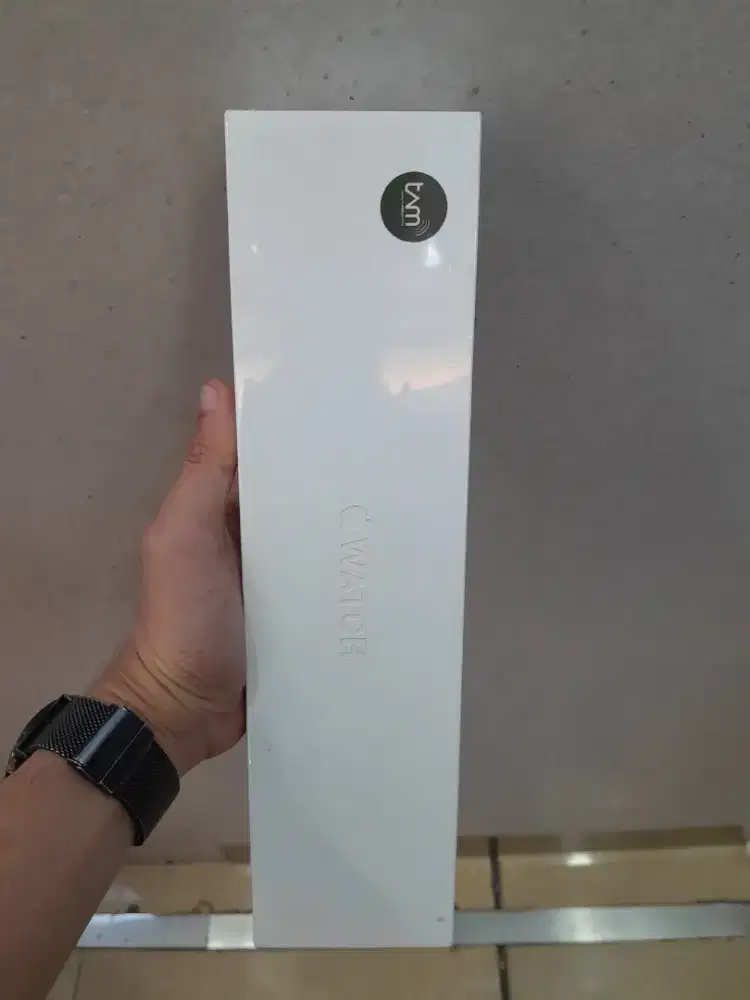 Apple watch series 8