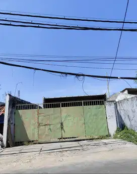 DIJUAL GUDANG KEDUNG COWEK DENGAN LIFT BARANG UNTUK LT 2 NOL JL RAYA