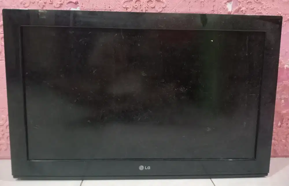 tv LG 32inch LCD + STB Transvision