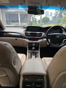 Honda Accord 2014 Bensin