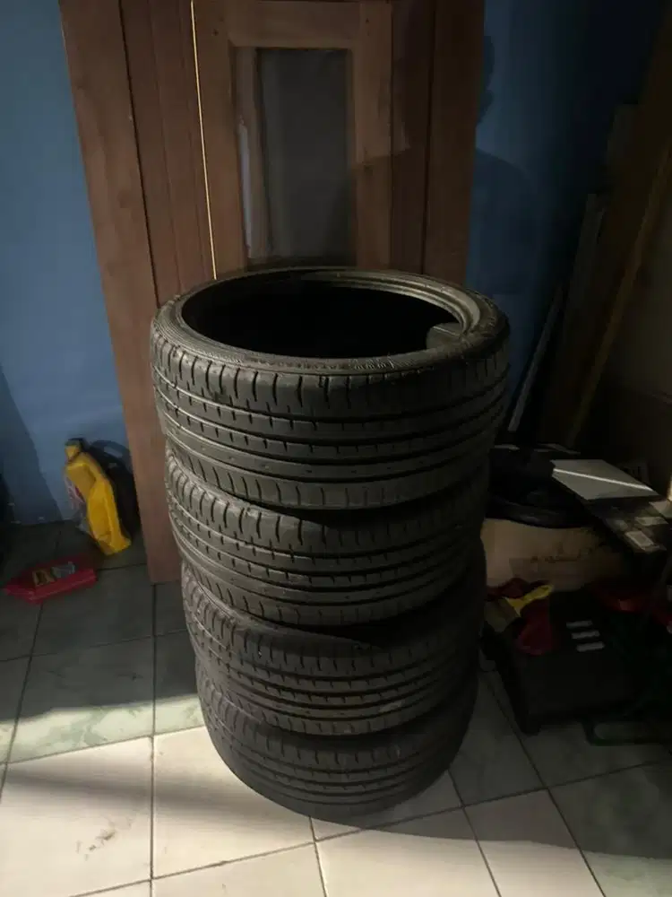 Ban RING 18 215/40