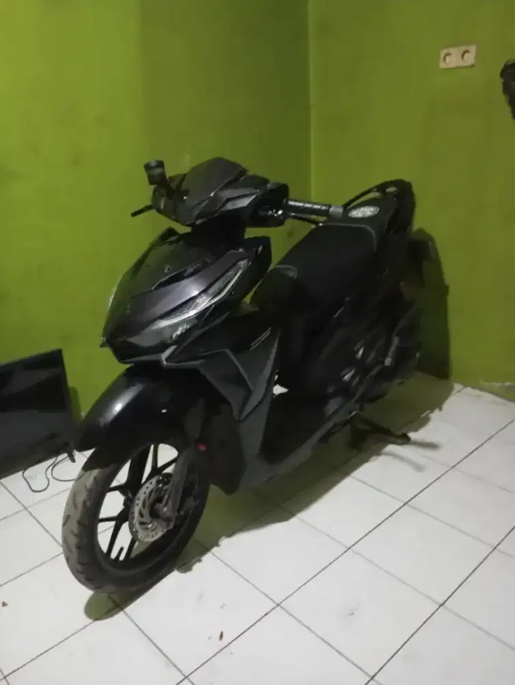 Vario 125 LED old
