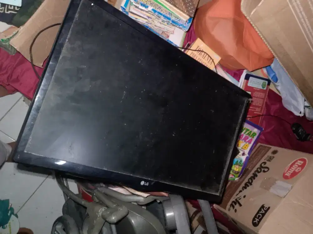 Tv LG 24inc minus dus + remote hilang