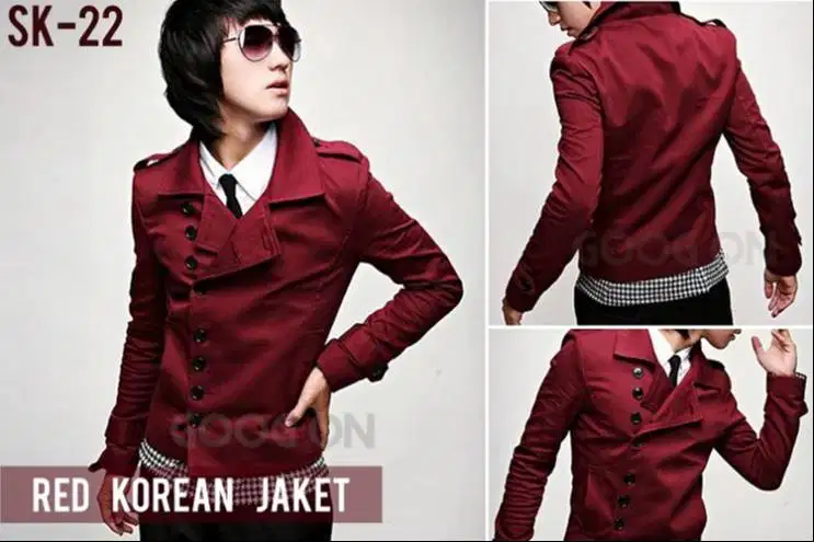 Blazer maroon ini bukan sekadar outer — ini statement.