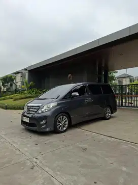 Toyota Alphard 2010 Bensin