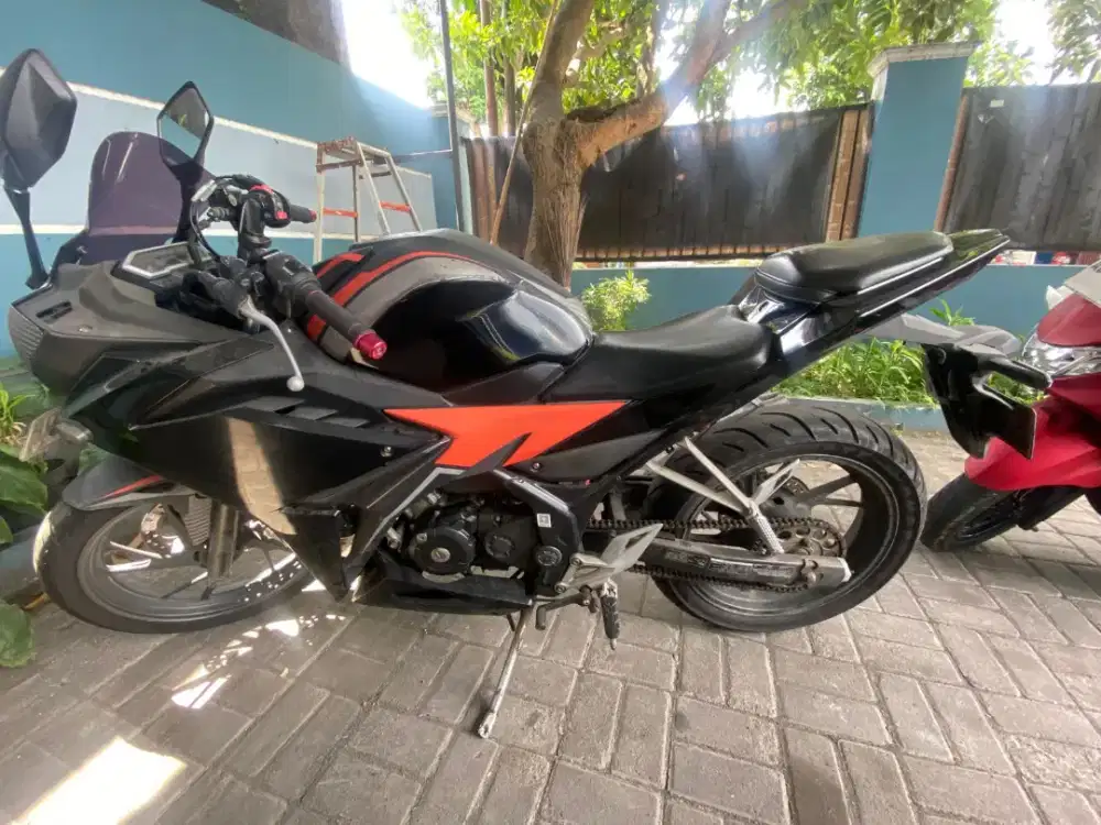 Motor CBR 150R 2016