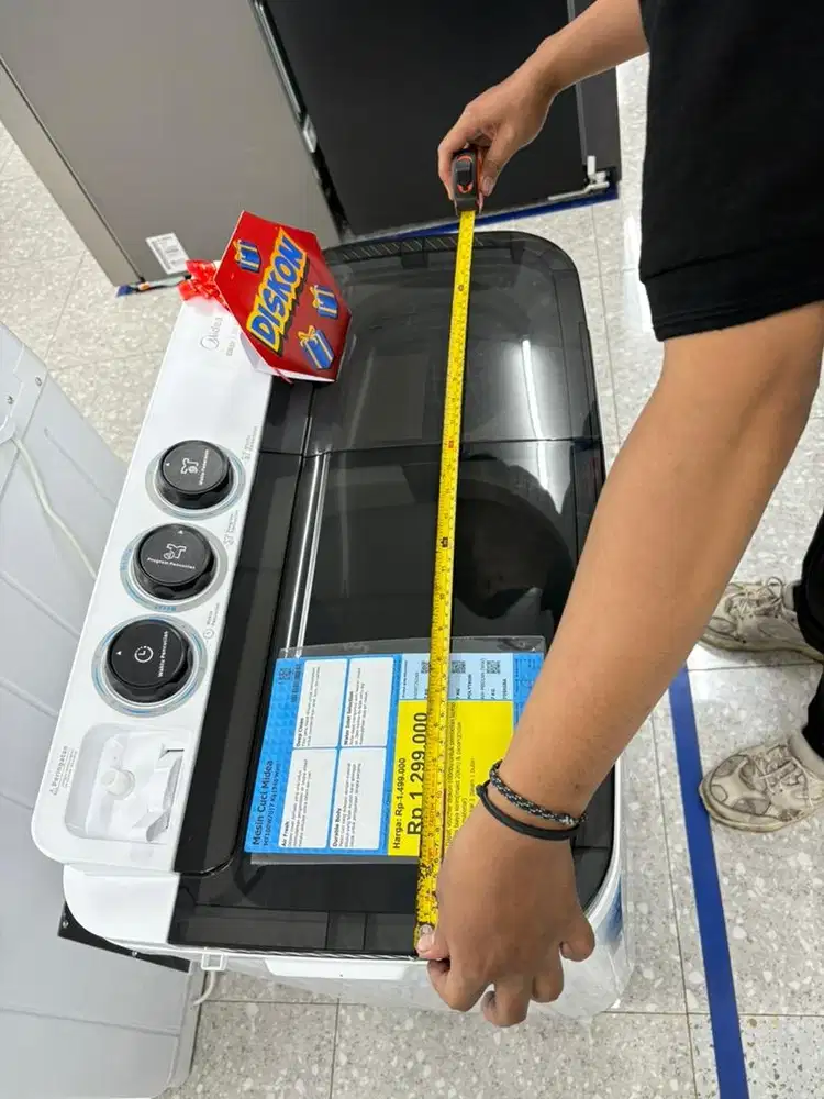 Mesin cuci midea
