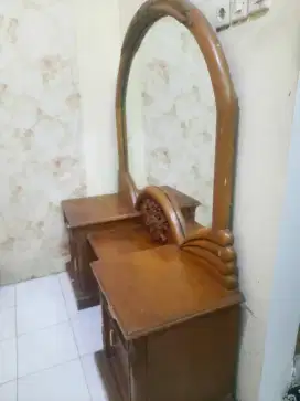 Meja Rias plituran doff cantik