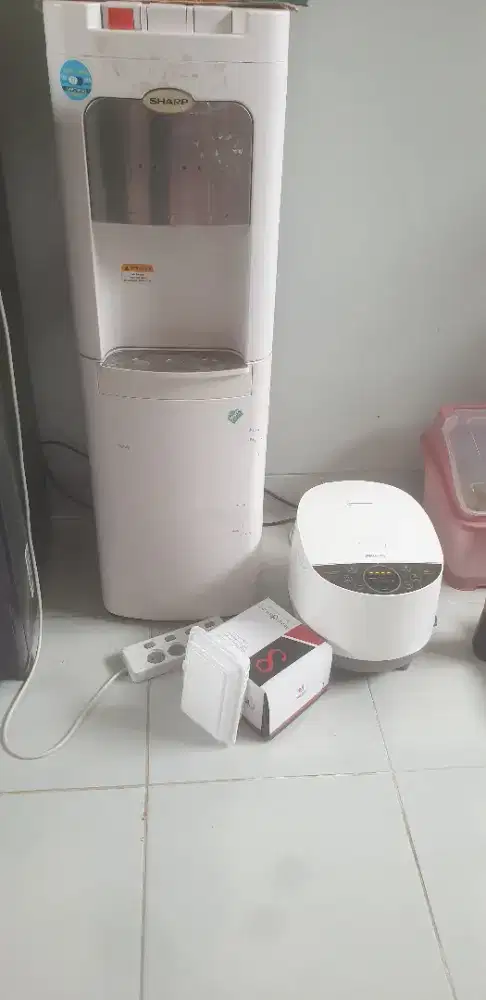 Jual dispenser sharp, kondisi baik ,panas-normal-dingin