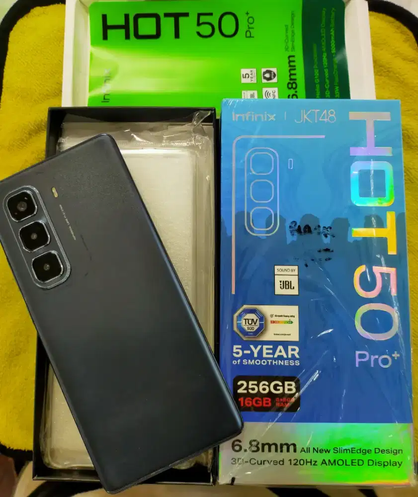 Infinix Hot 50 pro plus Nfc ram 8/256lecet pemakaian dan masih garansi