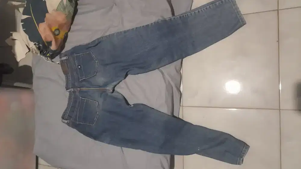 celana levis co/ce