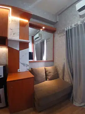 Apartemen Green Pramuka City 2 Bedroom Full Furnished Dijual Murah