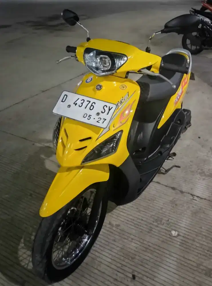 Mio Sporty Kuning (Nonstep)