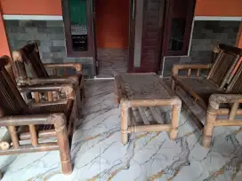 Kursi/lincak bambu 1 set