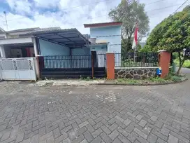 Rumah Luas 180 Perum Saxophone Dekat UB dan UMM