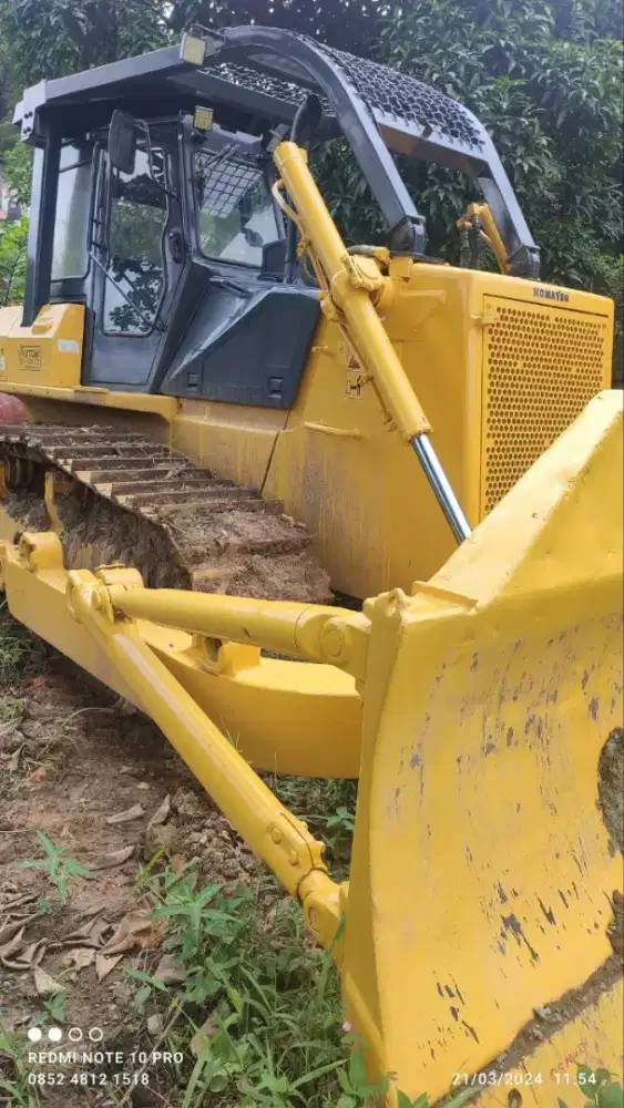 Dozer D85 2019 Kabin
 di Samarinda
