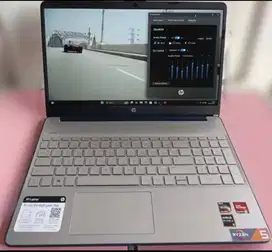 LAPTOP HP 15 ef2126wm AMD RADEON RYZEN 5 5500 RAM 8GB NVME 512GB 15INC