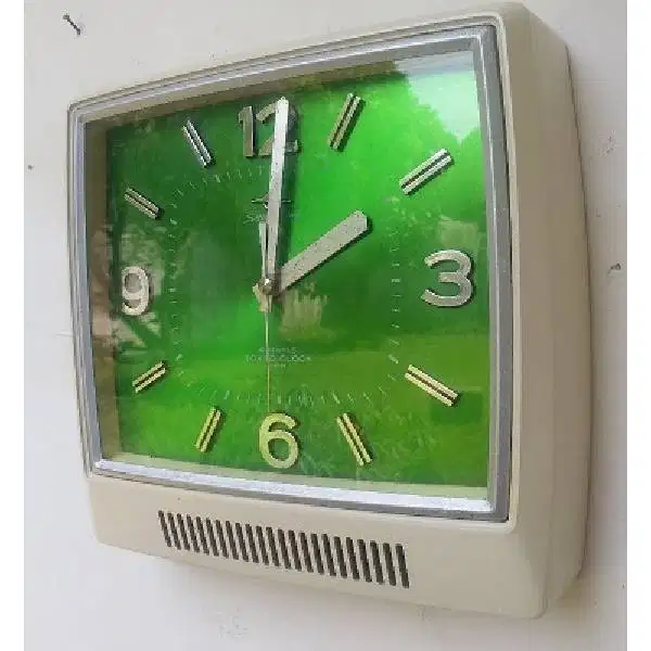 Vintage jam dinding buatan Tokyo - Japan  dari era 70'an merk Silicon