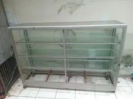 Di jual etalase bekas toko ukuran 1 x 1.5 m
