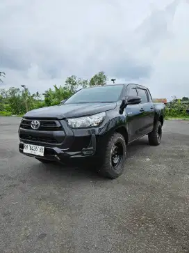 Toyota hilux e 2023 4x4 manual