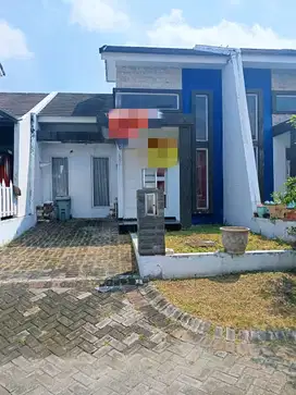 Dijual Murah meriah Rumah  LaDiva Green Hill Menganti