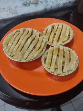 Apple pie and American apple pie