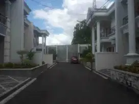 Rumah Luas dan Mewah Klender Jakarta Timur