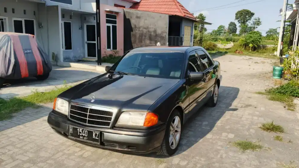 Mercedes benz mercy W202 c180 1995 MT Istimewa