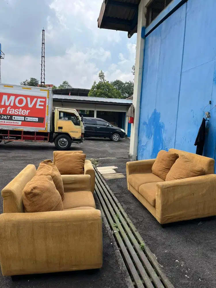 Sofa 5-seat like new