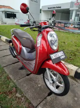 Honda Scoopy 2016 gress