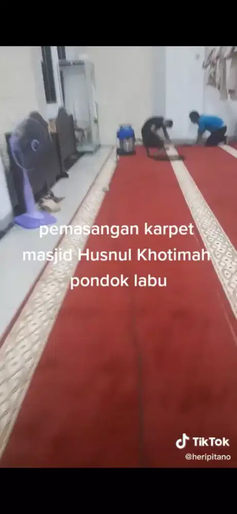 Jasa pasang karpet, wallpaper,cuci karpet, pasang Lis rumah