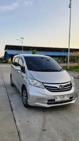 Honda Freed 2013 Bensin