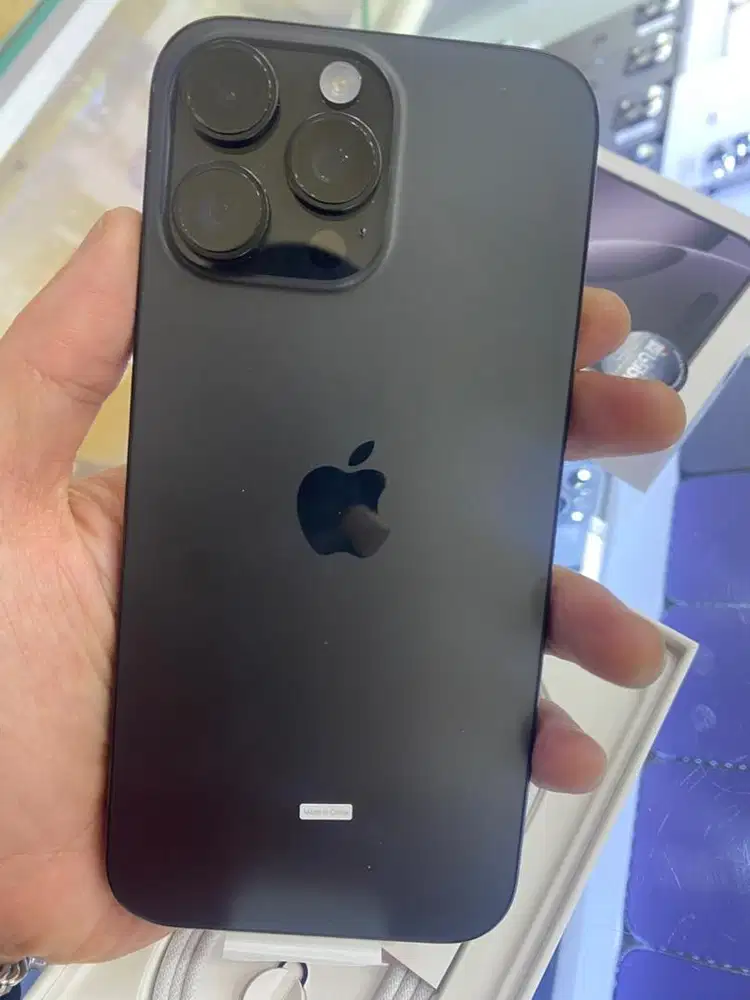 Iphone 16 promax 256 bli bli garansi panjang sept 2026 mulus perfect