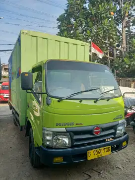 HINO DUTRO BOX 110SDL ENGKEL 4BAN