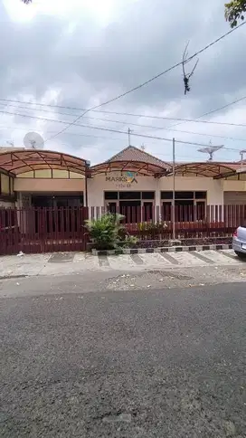 Dijual Rumah Terawat Kokoh di Daerah Kawi, Klojen Kota Malang
