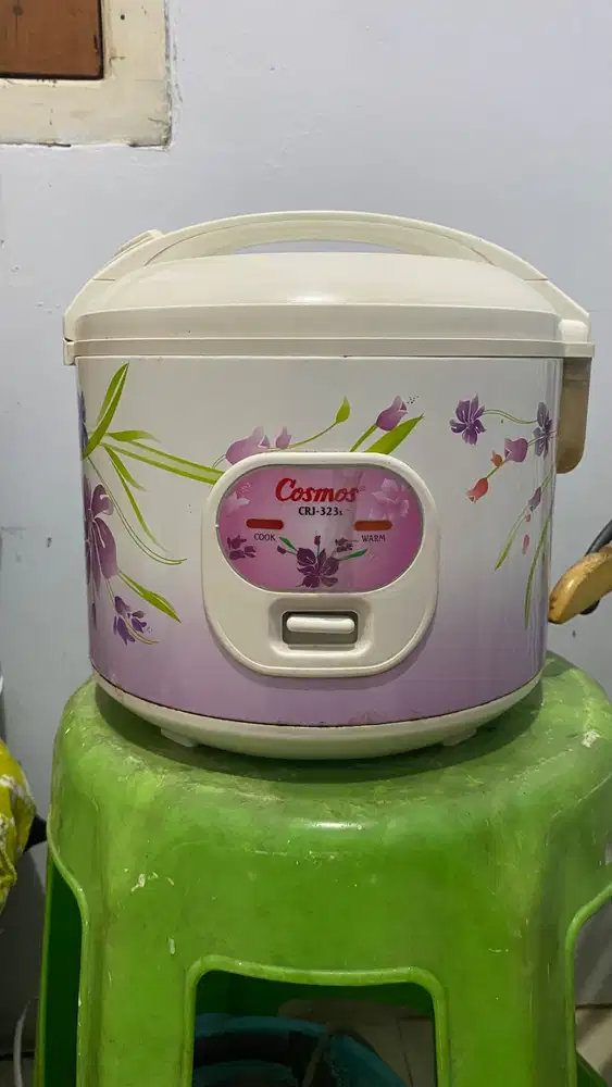 Ricecooker merek cosmos beli tahun 2021