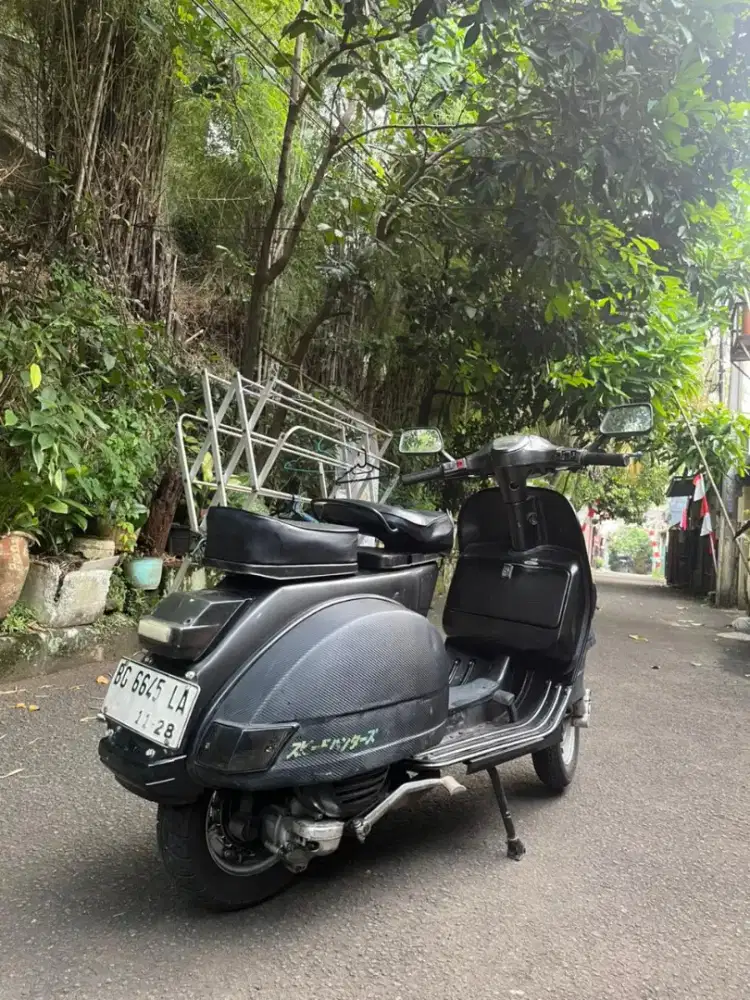 vespa 150 exclusive