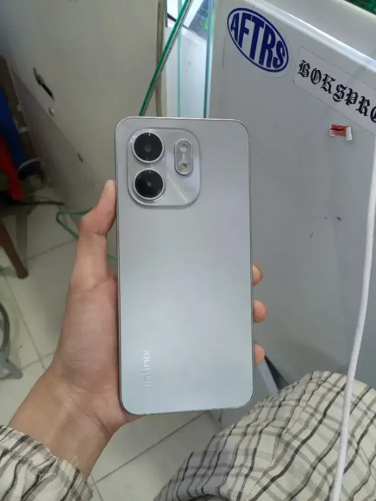 Jual cepat infinix smart 9 4+4/128 like new